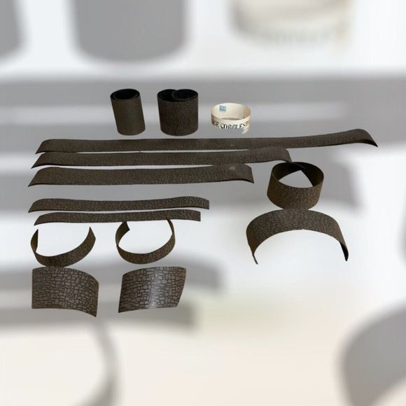 Dept 56 Multi Pc Heritage Village Series Cobblestone Road Christmas Decor As Is - Picture 2 of 6